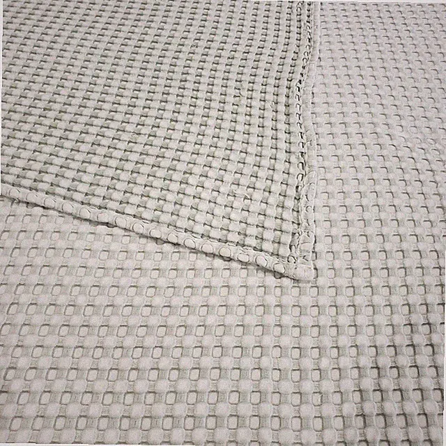Bedsure Coverlet Queen 92x88 Green Waffle Weave Lightweight Textured Blanket