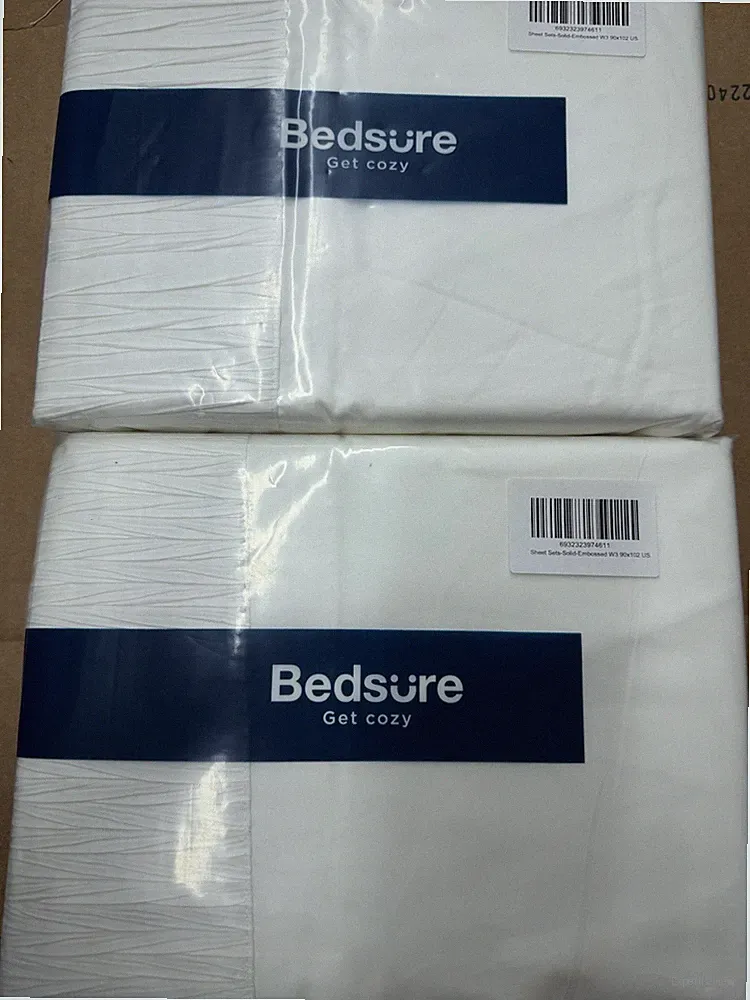 NWT Bedsure Queen Size 4 Pc Sheet Set White With Embossed Design 90”X102” Flat